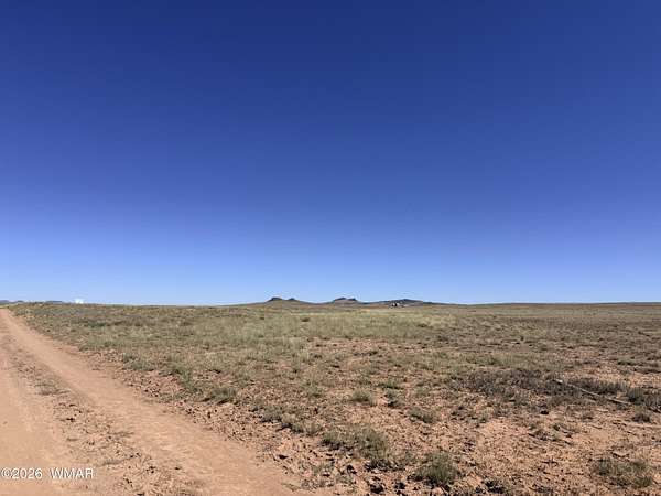 2.64 Acres of Residential Land for Sale in Sun Valley, Arizona