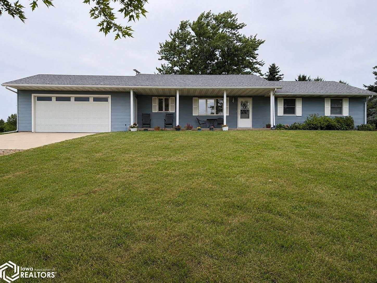 10 Acres of Land with Home for Sale in Montezuma, Iowa