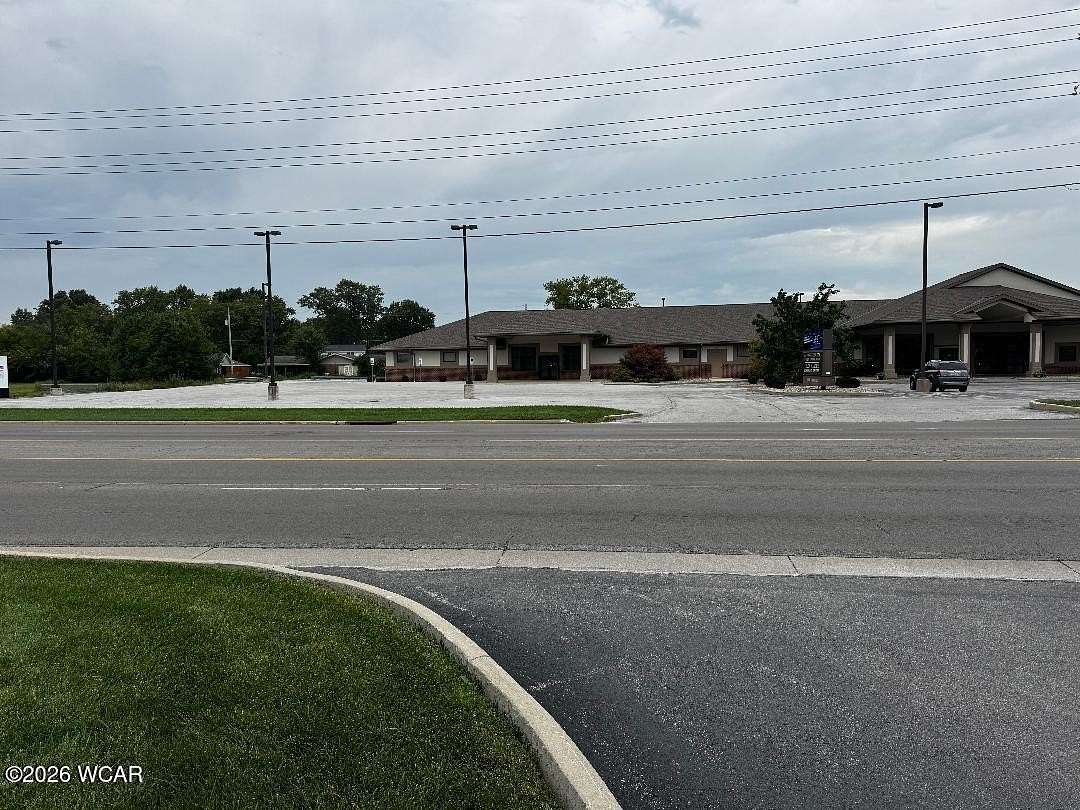 2.4 Acres of Improved Commercial Land for Lease in Lima, Ohio