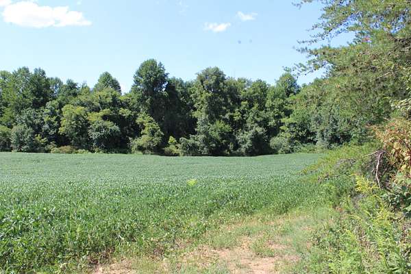 6.56 Acres of Land for Sale in McMinnville, Tennessee