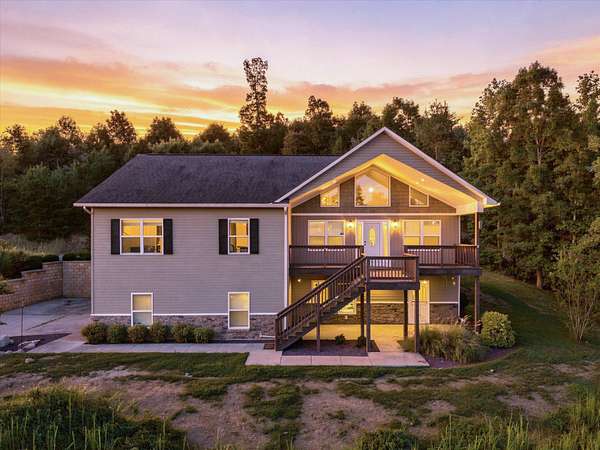 2.45 Acres of Land with Home for Sale in Trenton, Georgia
