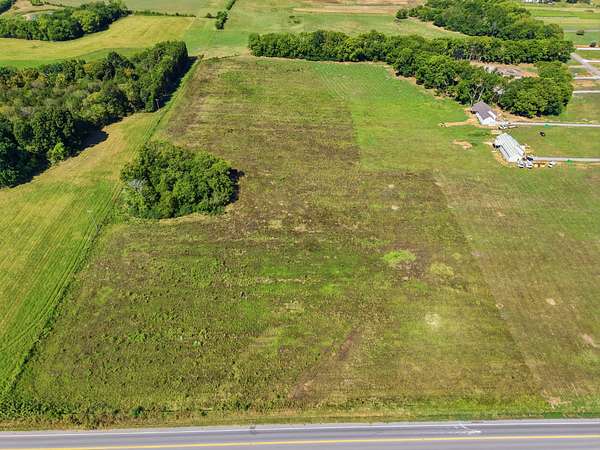 5.58 Acres of Residential Land for Sale in Lewisburg, Tennessee