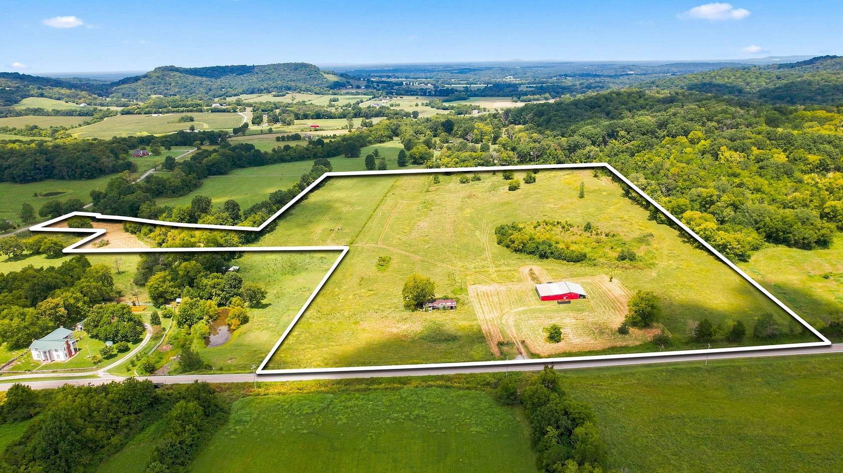 32 Acres of Agricultural & Residential Land for Auction in Shelbyville, Tennessee
