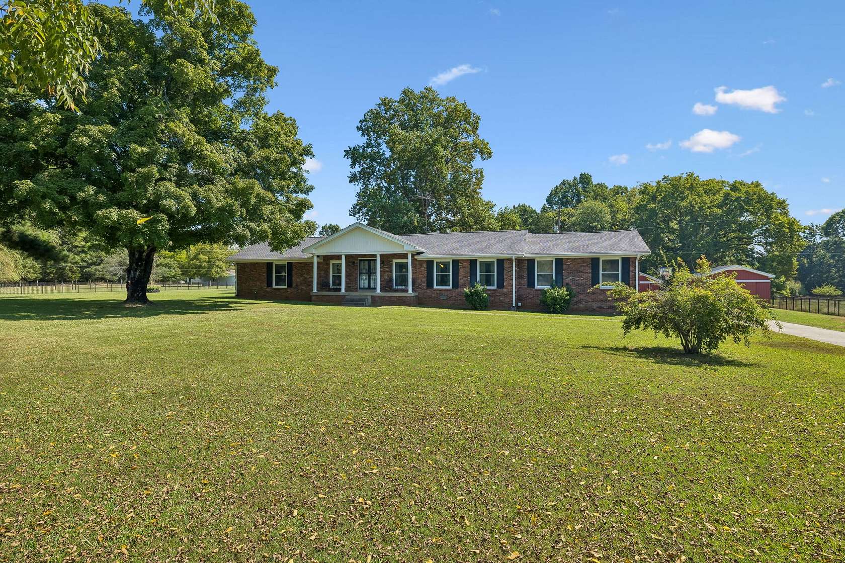 7 Acres of Land with Home for Sale in Mount Juliet, Tennessee