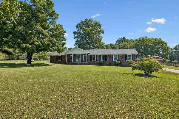 7 Acres of Land with Home for Sale in Mount Juliet, Tennessee