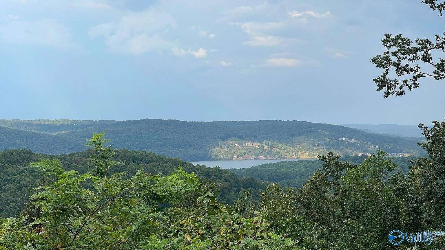 3.55 Acres of Land for Sale in Guntersville, Alabama