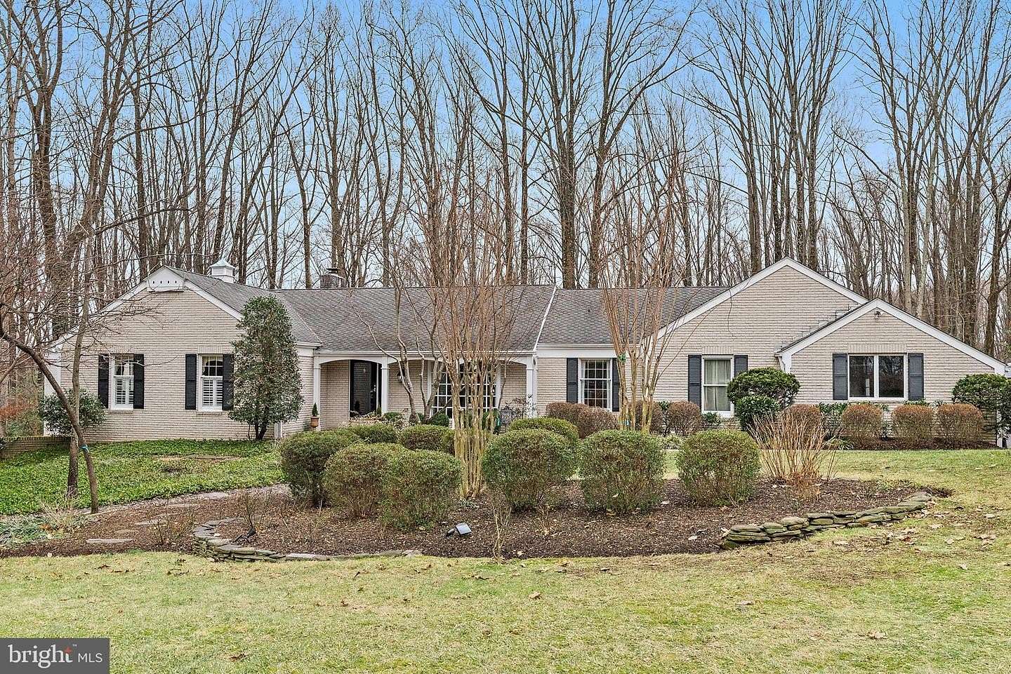 2.5 Acres of Land with Home for Sale in Annapolis, Maryland
