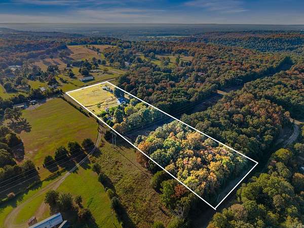 5 Acres of Residential Land for Sale in McRae, Arkansas