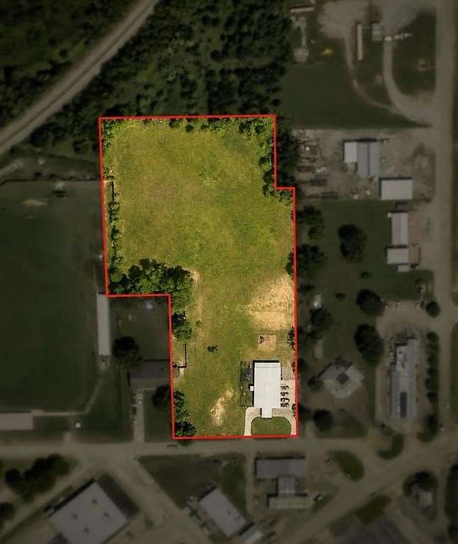 4.13 Acres of Improved Commercial Land for Sale in Holdenville, Oklahoma