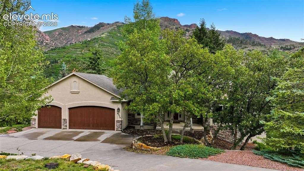 2.5 Acres of Land with Home for Sale in Cascade, Colorado