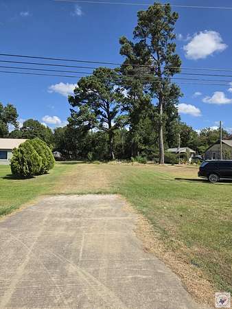 0.33 Acres of Residential Land for Sale in De Kalb, Texas