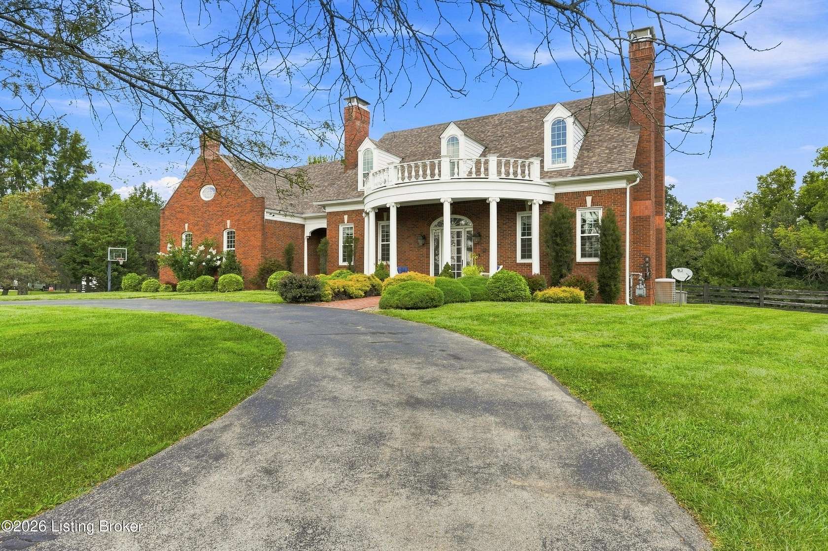 5.18 Acres of Land with Home for Sale in Simpsonville, Kentucky
