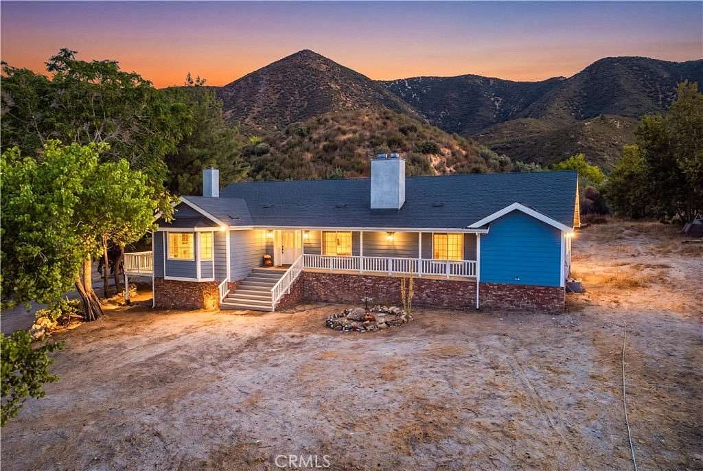 9.73 Acres of Land with Home for Sale in Acton, California