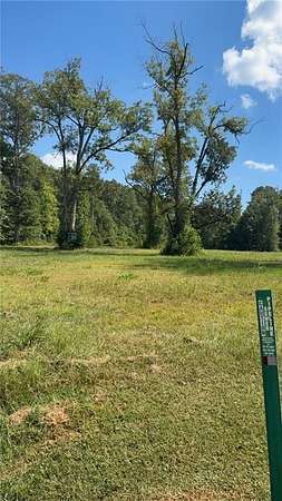2 Acres of Residential Land for Sale in Lanett, Alabama