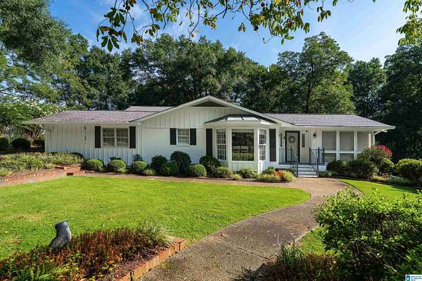 28 Acres of Agricultural Land with Home for Sale in Blountsville, Alabama