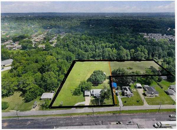 3.75 Acres of Land with Home for Sale in Palestine, Texas