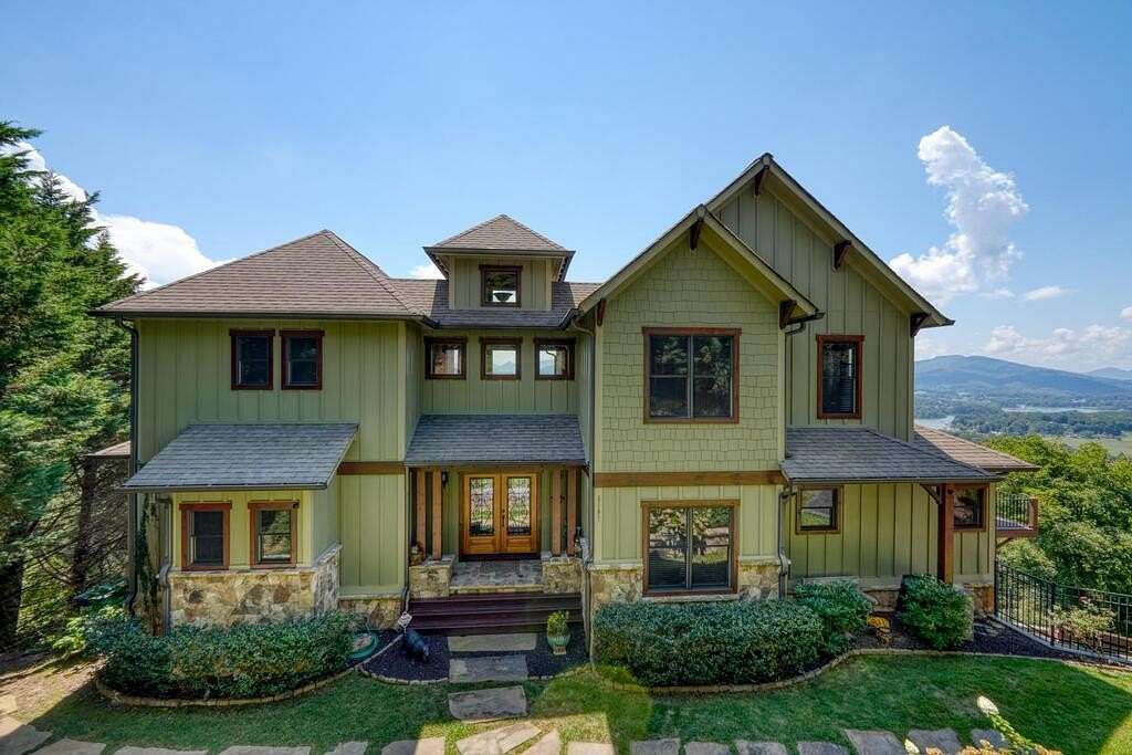 2.77 Acres of Land with Home for Sale in Hiawassee, Georgia