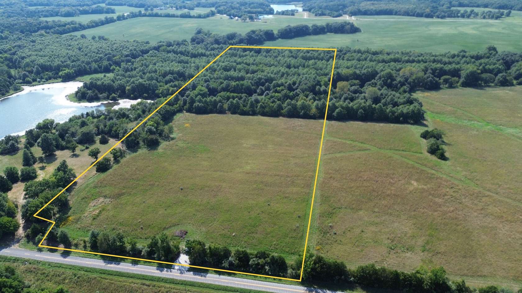 20 Acres of Recreational & Residential Land for Sale in Monroe City, Missouri