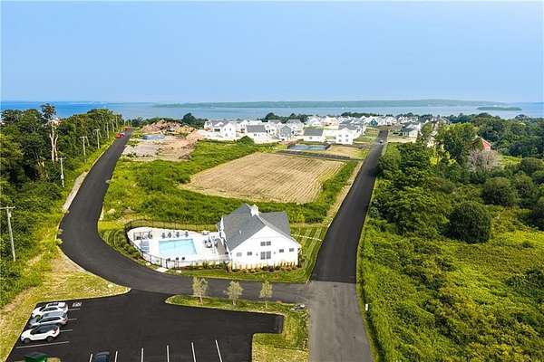 0.16 Acres of Residential Land for Sale in Middletown, Rhode Island