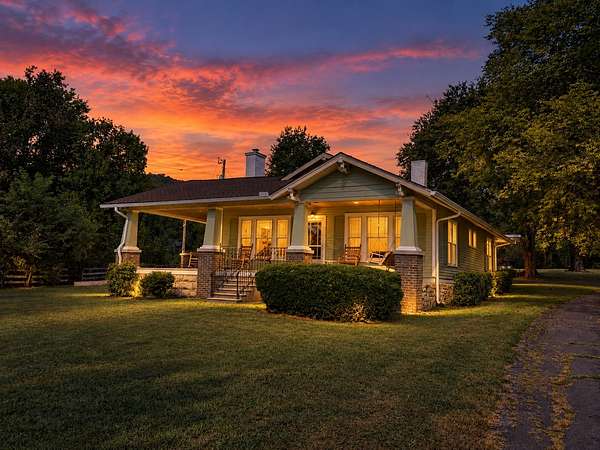 3 Acres of Land with Home for Auction in Readyville, Tennessee
