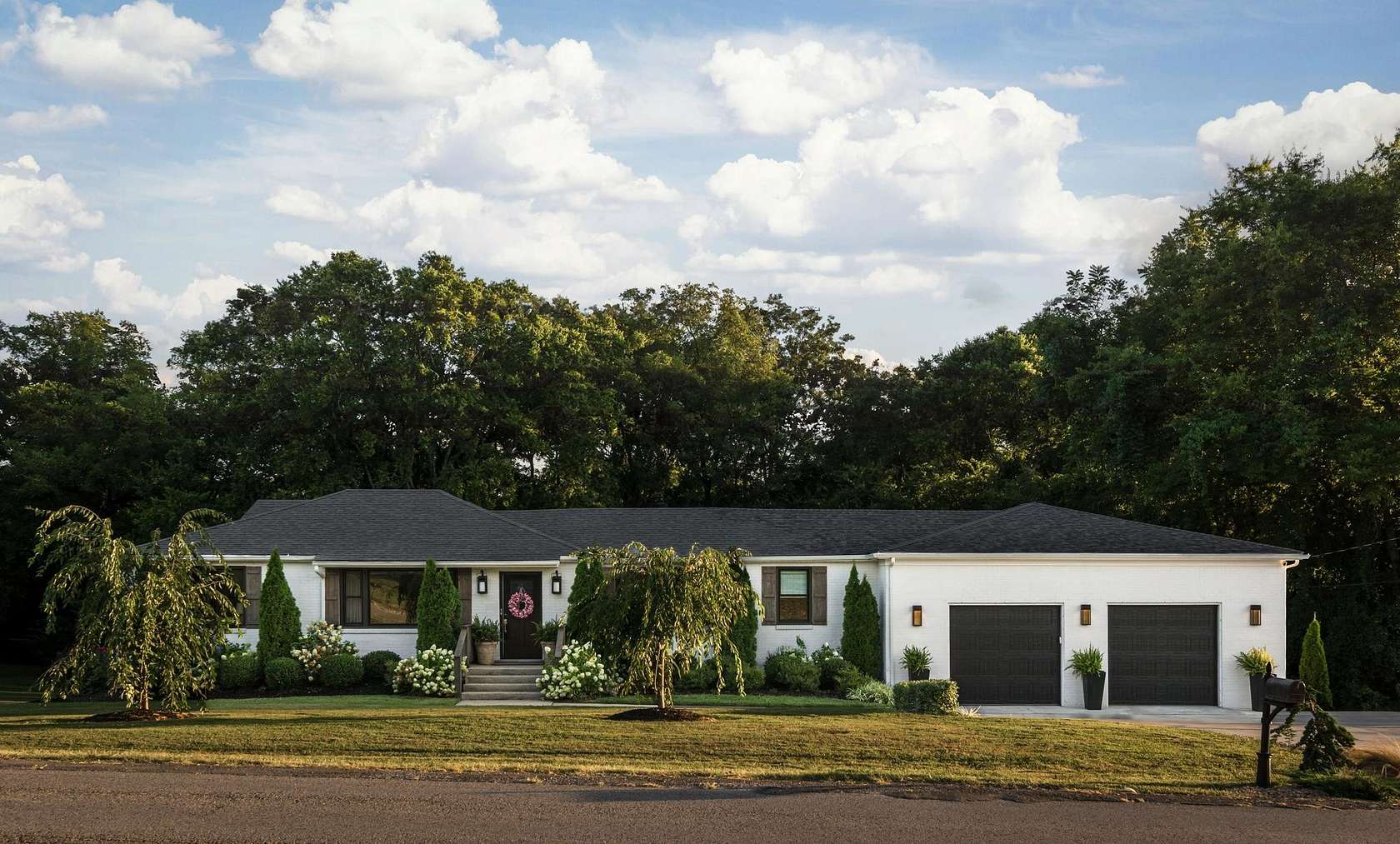 2 Acres of Land with Home for Sale in Nashville, Tennessee