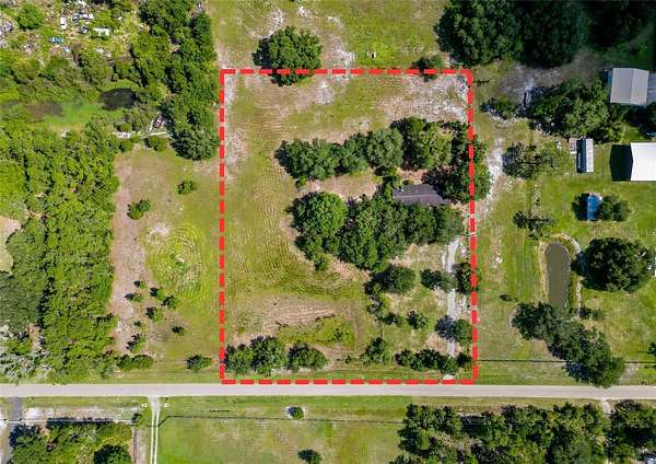 2.5 Acres of Land with Home for Sale in Plant City, Florida