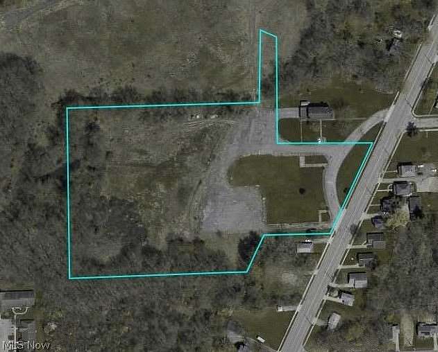 8.76 Acres of Commercial Land for Sale in Warren, Ohio