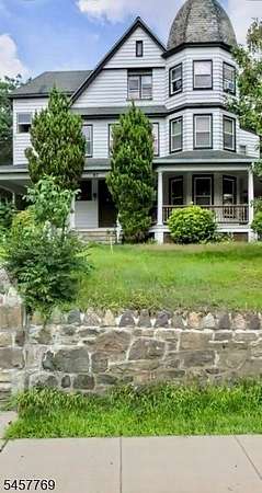 1.54 Acres of Land with Home for Lease in Dover, New Jersey