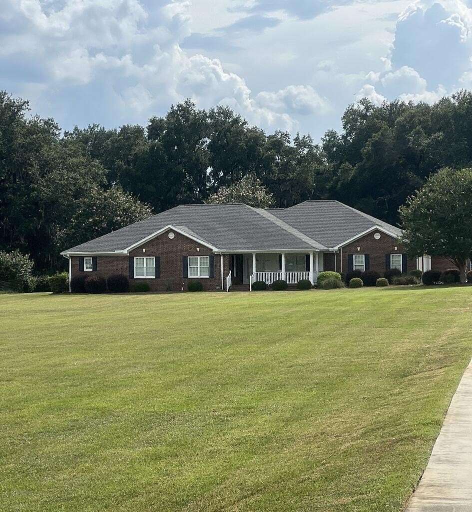 2 Acres of Land with Home for Sale in Albany, Georgia