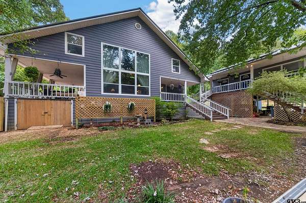 6 Acres of Land with Home for Sale in Jacksonville, Texas