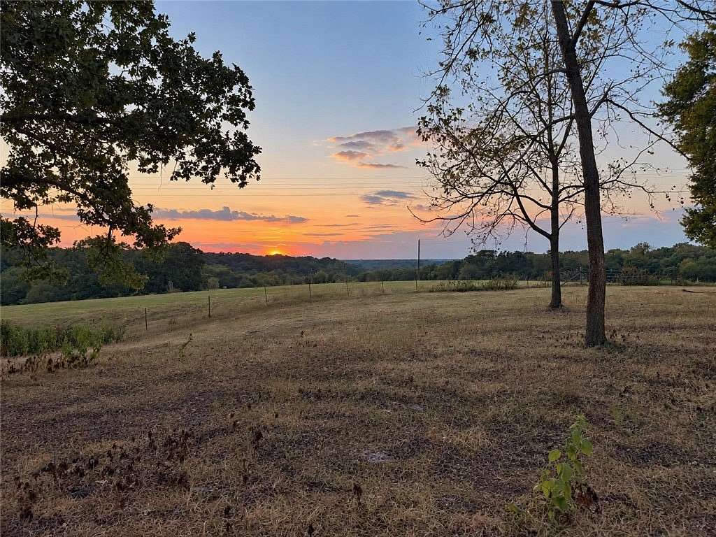 10.5 Acres of Land for Sale in Decatur, Arkansas