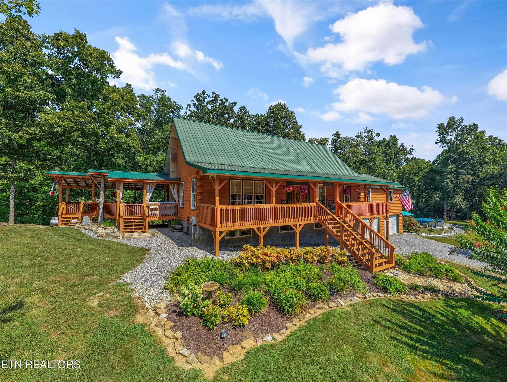 2 Acres of Land with Home for Sale in Dandridge, Tennessee
