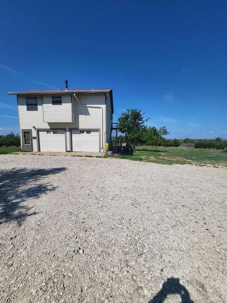 Land with Home for Lease in Fredericksburg, Texas