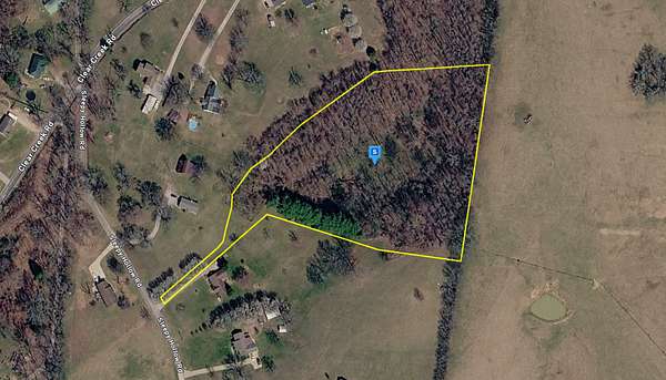 5.86 Acres of Residential Land for Sale in Pulaski, Tennessee