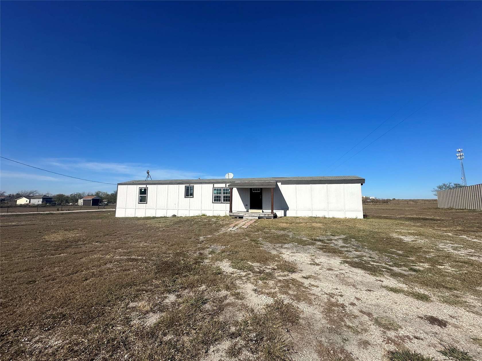 1.5 Acres of Land with Home for Sale in Ennis, Texas