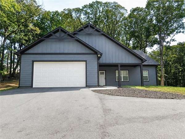 1.6 Acres of Land with Home for Lease in Dahlonega, Georgia