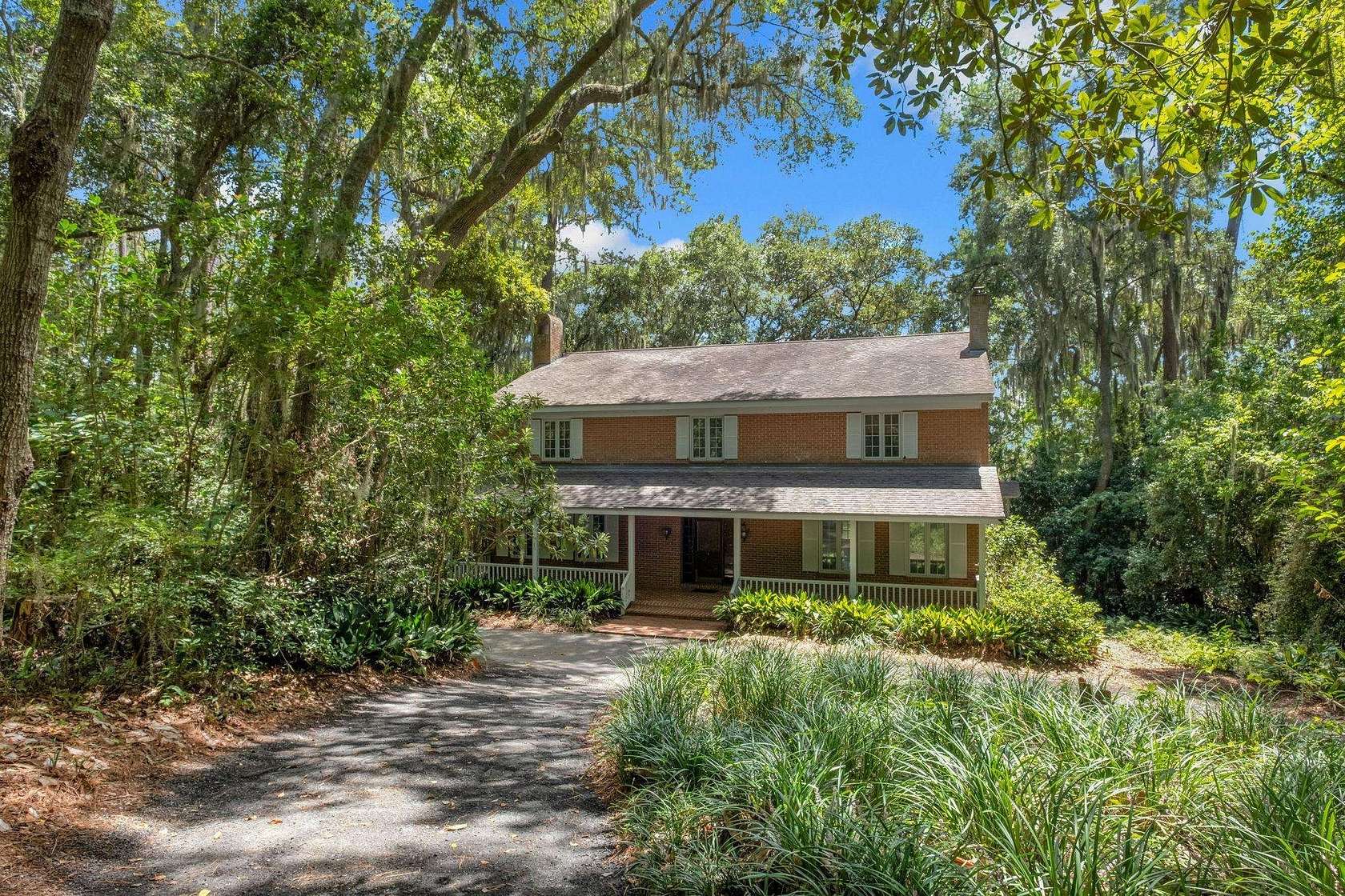 1.7 Acres of Land with Home for Sale in Tallahassee, Florida