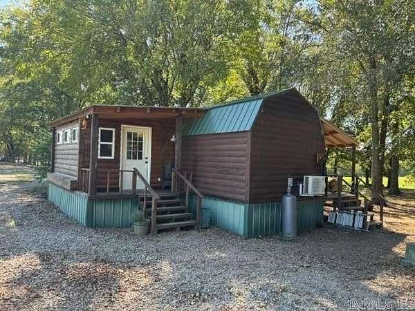 10 Acres of Land with Home for Sale in Searcy, Arkansas