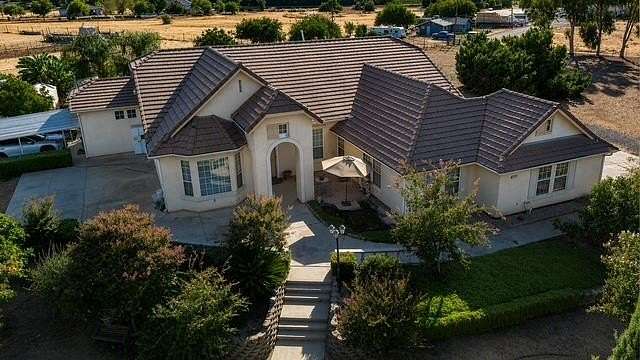 3.16 Acres of Land with Home for Sale in Clovis, California