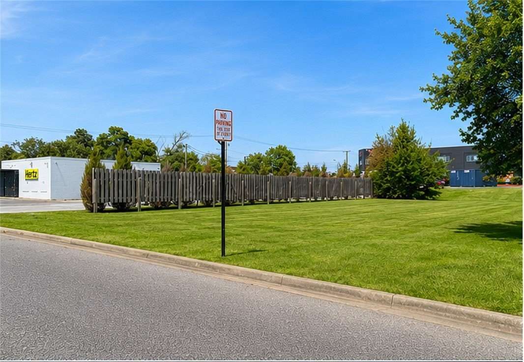 0.31 Acres of Commercial Land for Sale in Bentonville, Arkansas