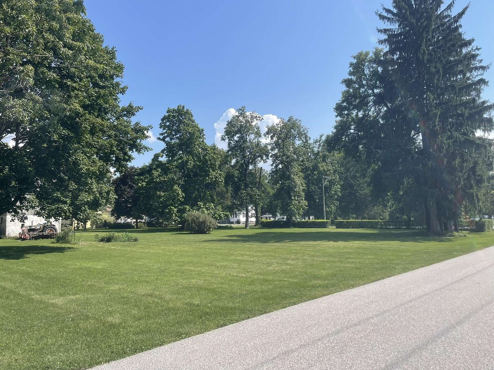 0.33 Acres of Residential Land for Sale in Kouts, Indiana