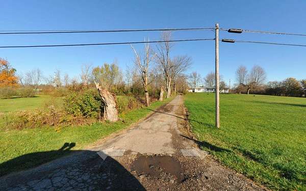 6 Acres of Land for Sale in Pataskala, Ohio