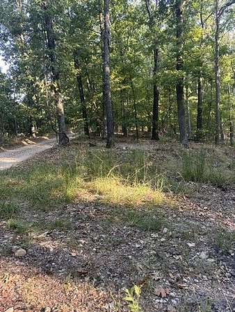 8 Acres of Residential Land for Sale in Eureka Springs, Arkansas