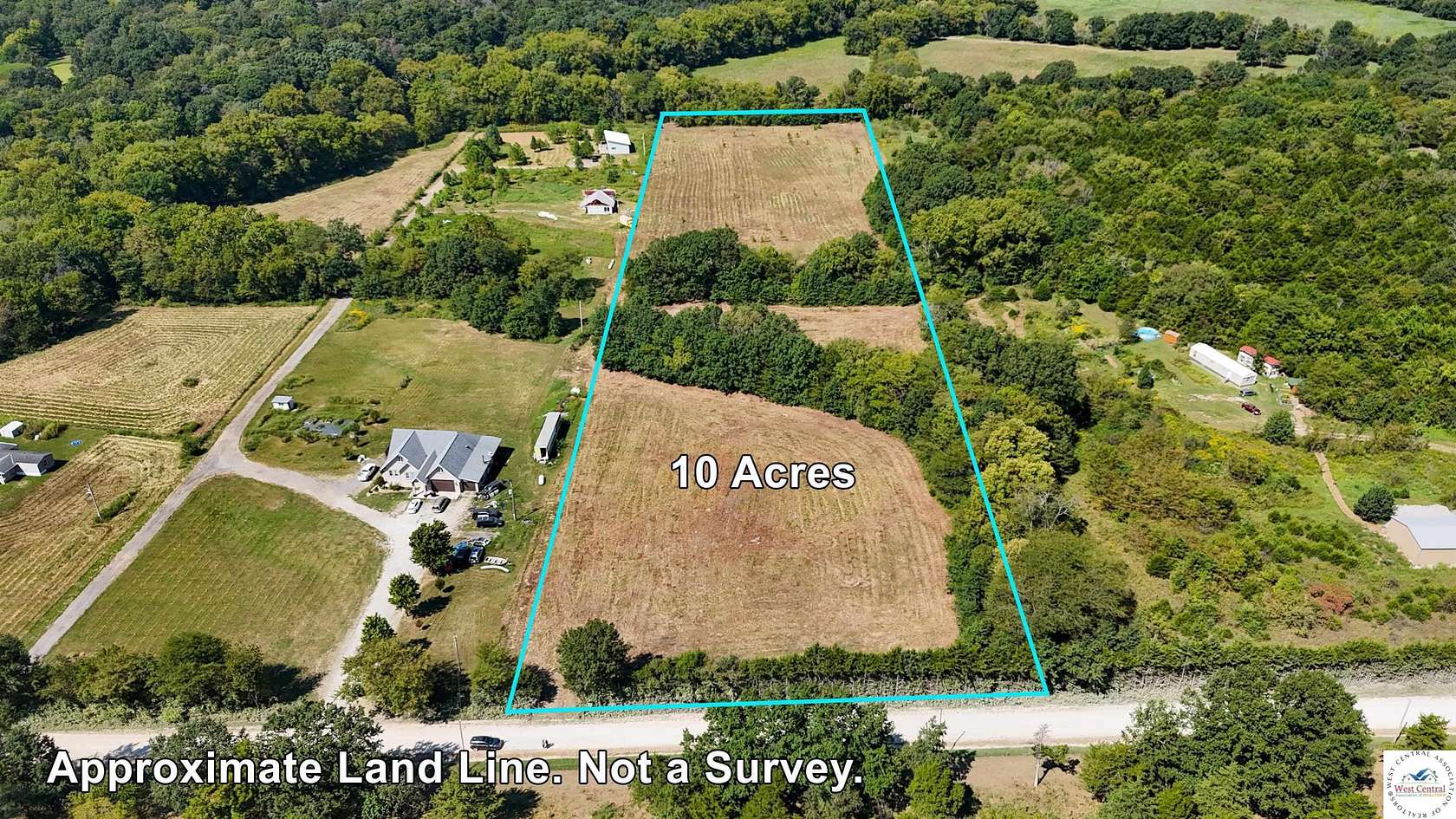 10 Acres of Residential Land for Sale in Sedalia, Missouri