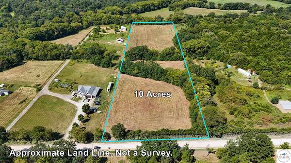 10 Acres of Residential Land for Sale in Sedalia, Missouri