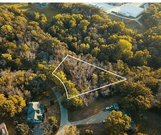0.95 Acres of Residential Land for Sale in Wanamingo, Minnesota