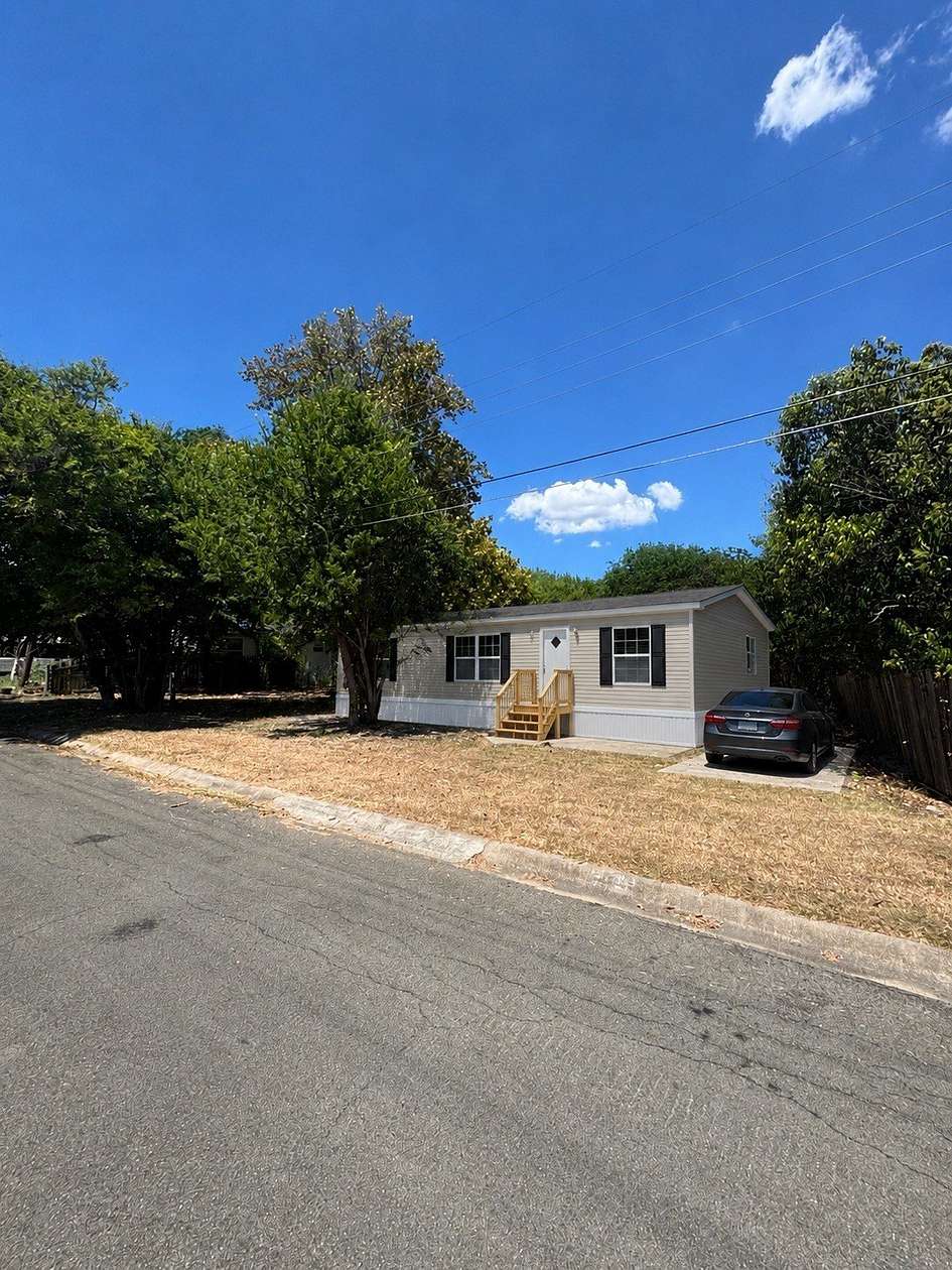 0.3 Acres of Residential Land for Sale in Hewitt, Texas