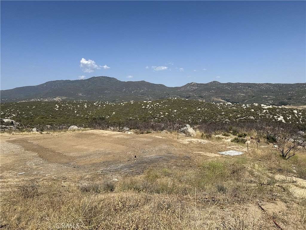 19.8 Acres of Land for Sale in Hemet, California