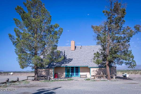 7.37 Acres of Land with Home for Sale in Wenden, Arizona