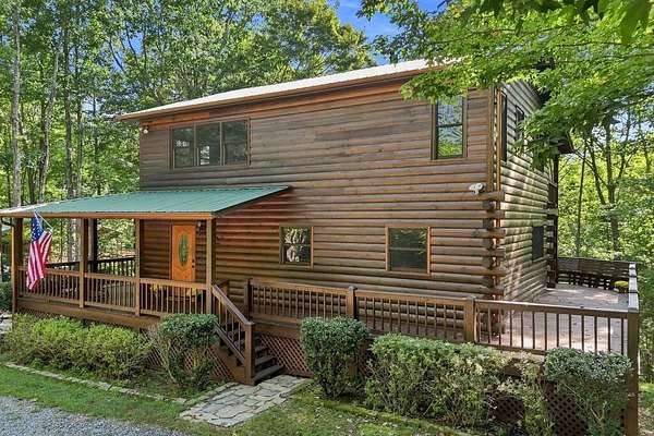 1.64 Acres of Land with Home for Sale in Blue Ridge, Georgia